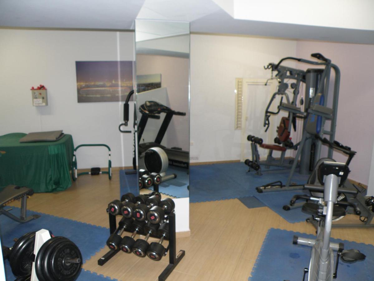 Talos Apartments And Studios 이라클리온 외부 사진